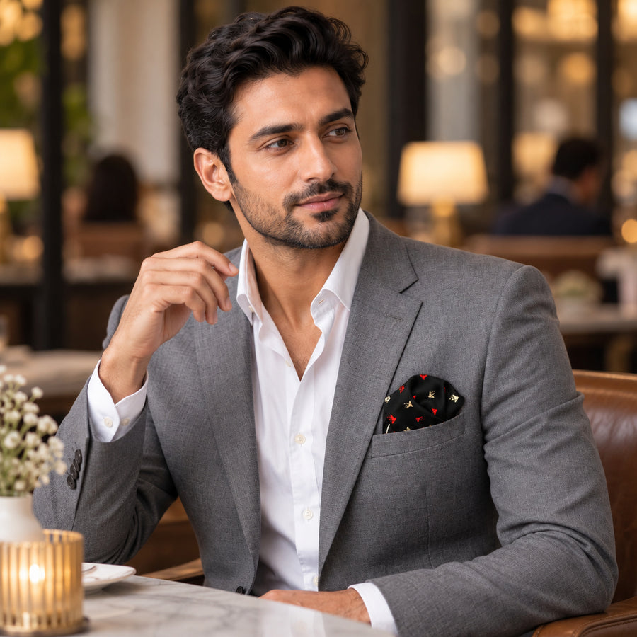 Abstract Horse pocket square — restaurant lifestyle.