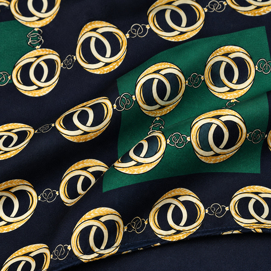 Chain Loop Green pocket square — fabric and design close-up.