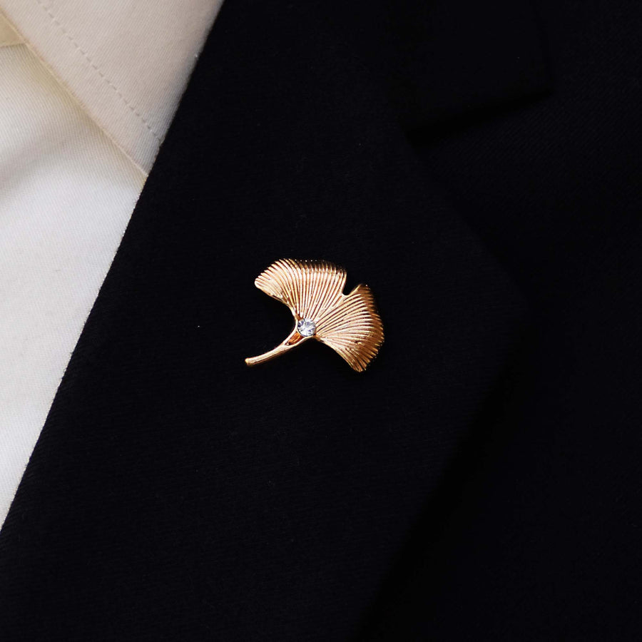 Ginkgo Flower Golden Lapel Pin - Lapel Pins | Monzoro Pakistan
