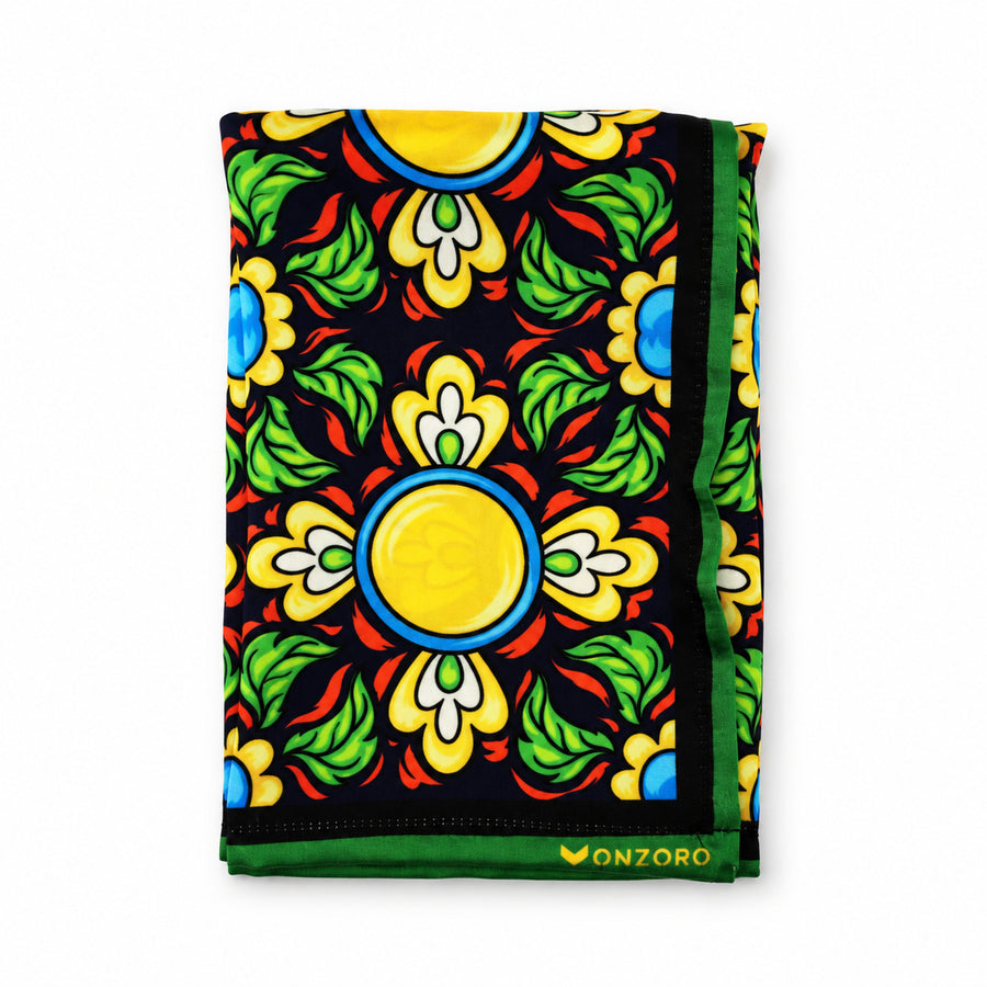 Italian Seamless pocket square — folded product.