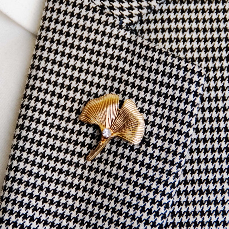 Poppy Flower – Golden Lapel Pins